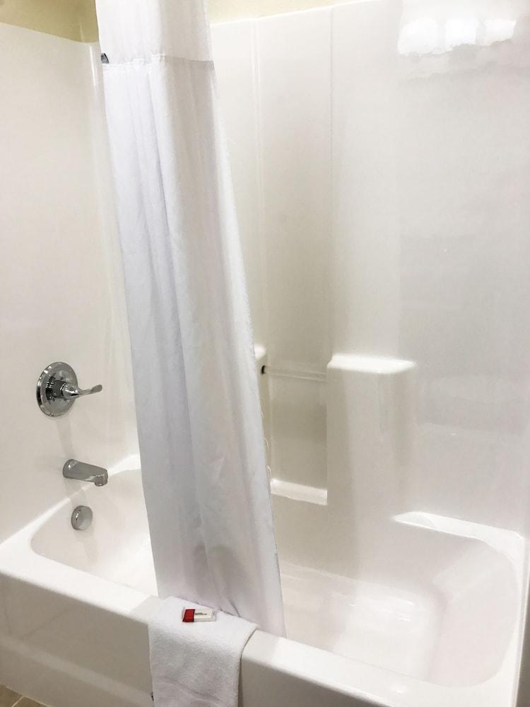 Quality Inn & Suites Caldwell I-77 Ngoại thất bức ảnh
